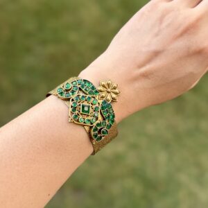 Green Stone Mat Gold Adjustable Kada