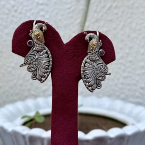 Dual Tone Peacock Kaanphool