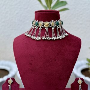Gulnaar Choker