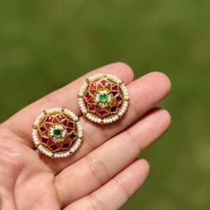 Kundan Studs