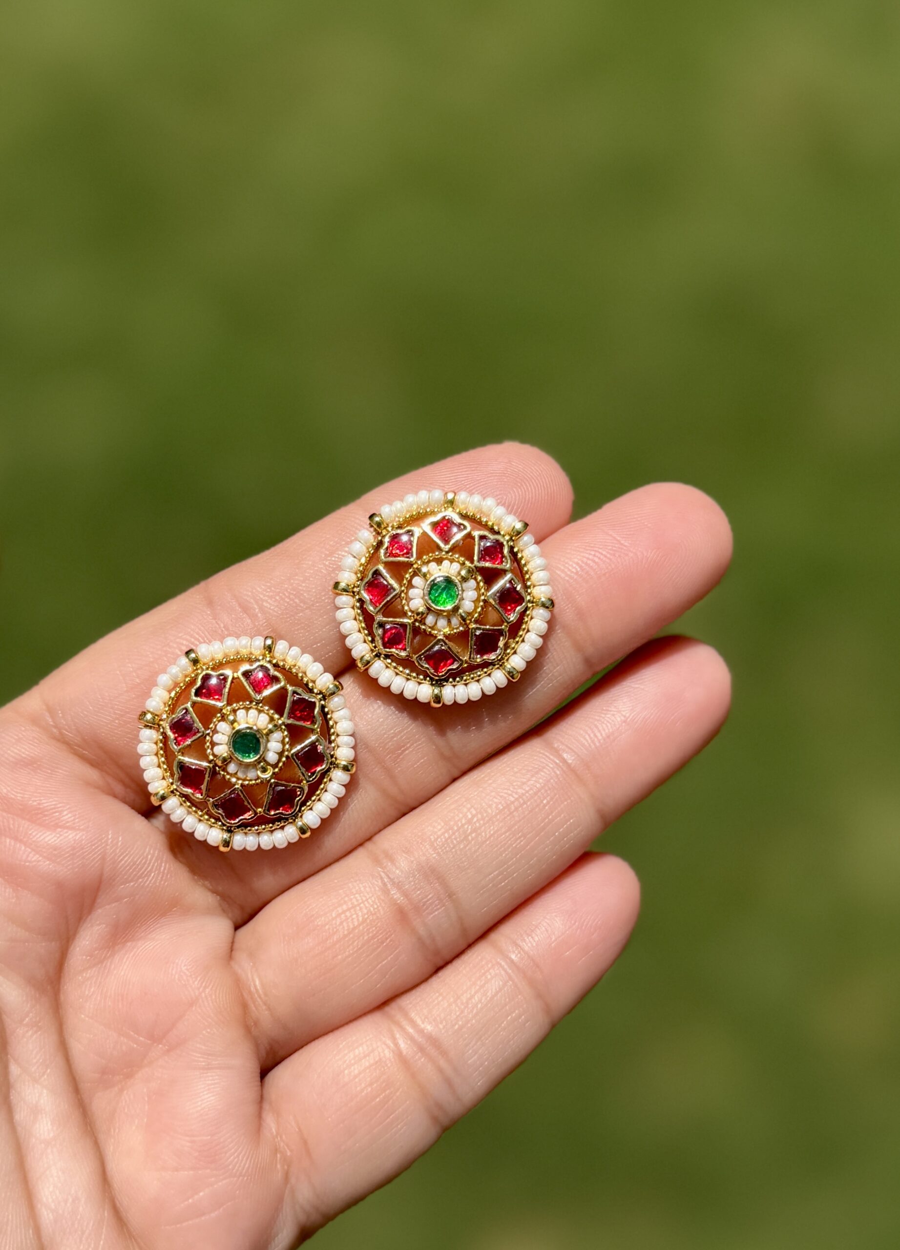 Kundan Studs