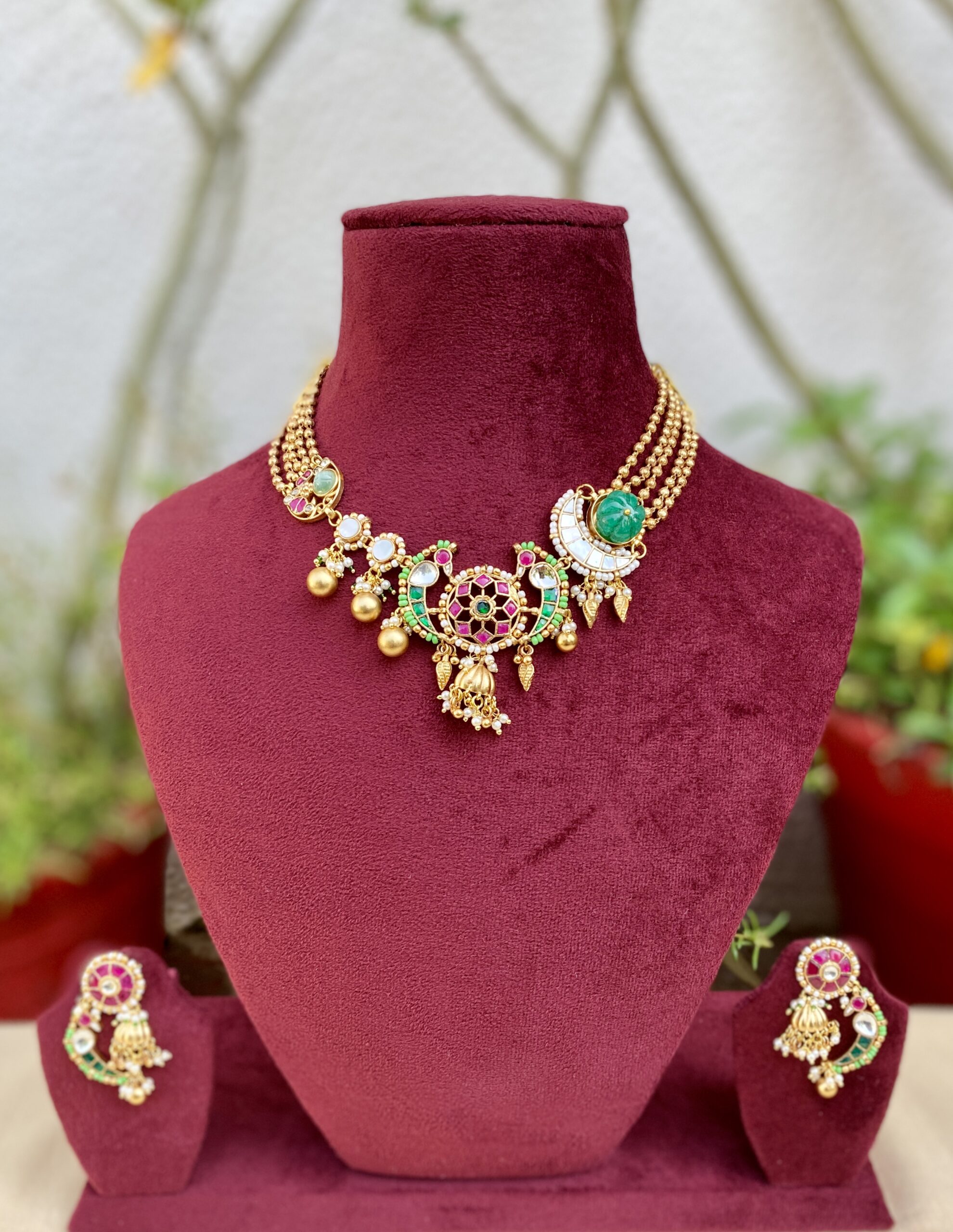 Chand Tara Necklace