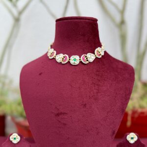 Pachi Kundan Choker