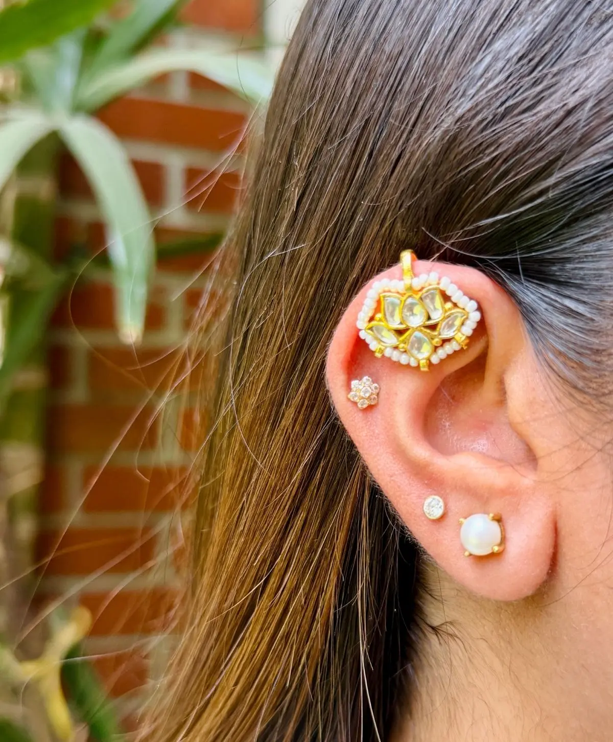 White Kundan Lotus Bugadi Earcuff for Women