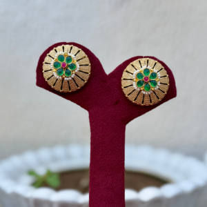 Kundan Fusion Studs - AGE004