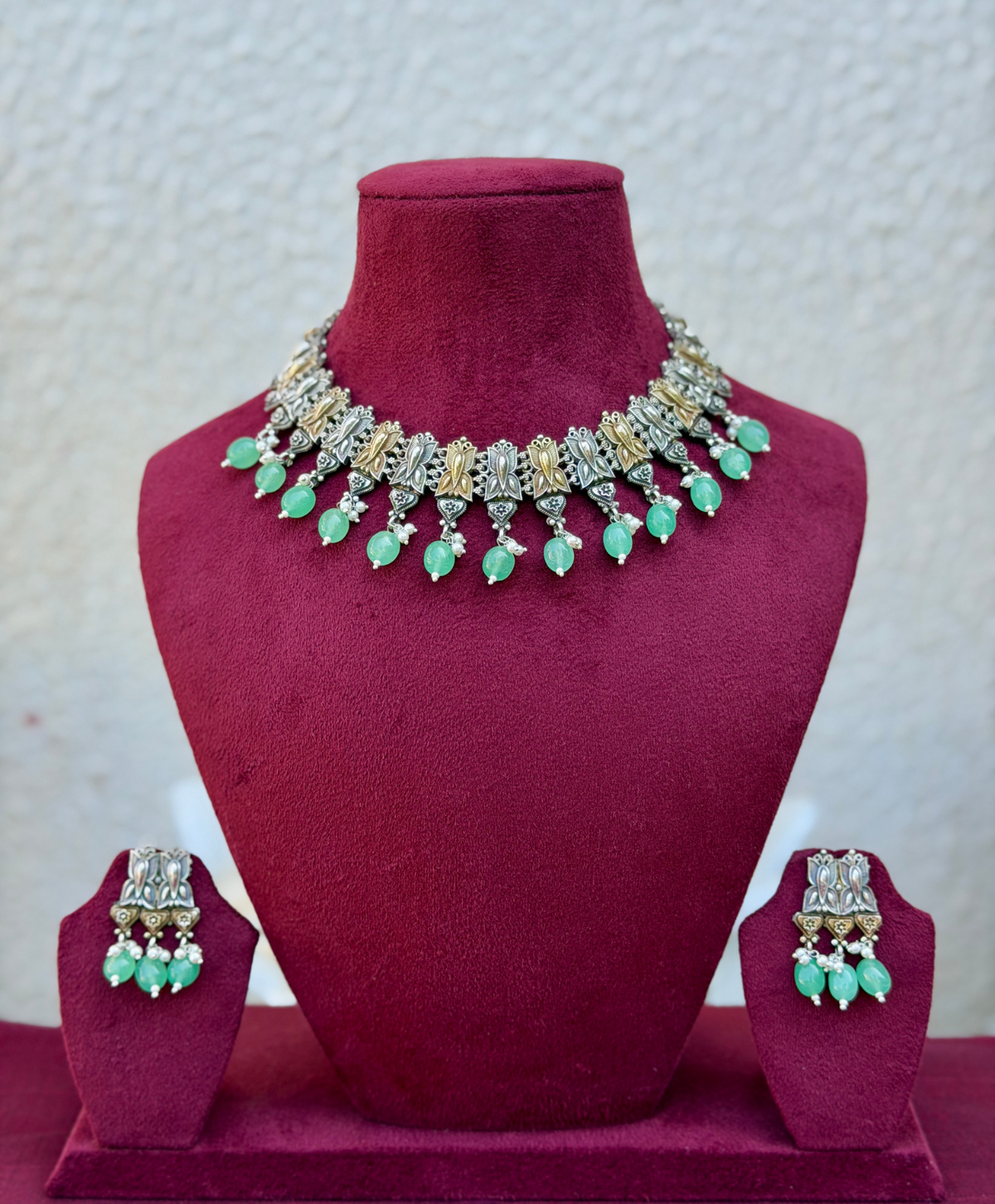 Green Beads Dualtone German Silver Necklace